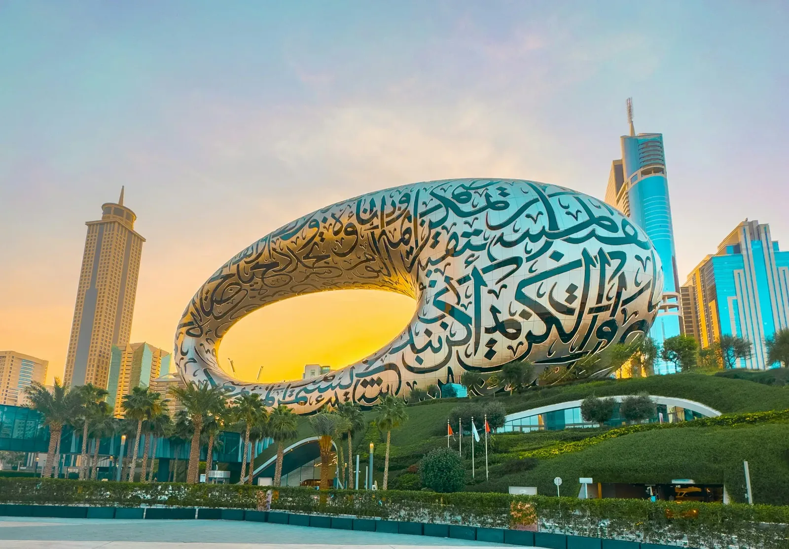 Dubai and Abu Dhabi Highlights