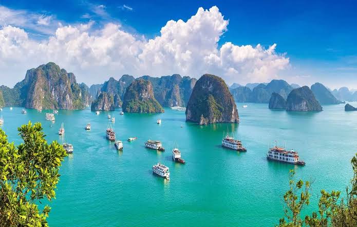 Vietnam: Hanoi to Da Nang